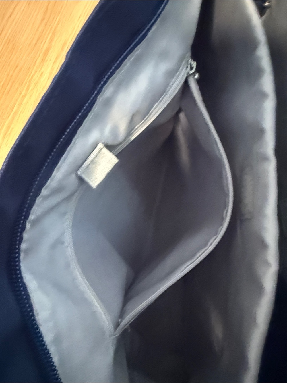 Baggallini Computer Bag - Picture 7 of 8